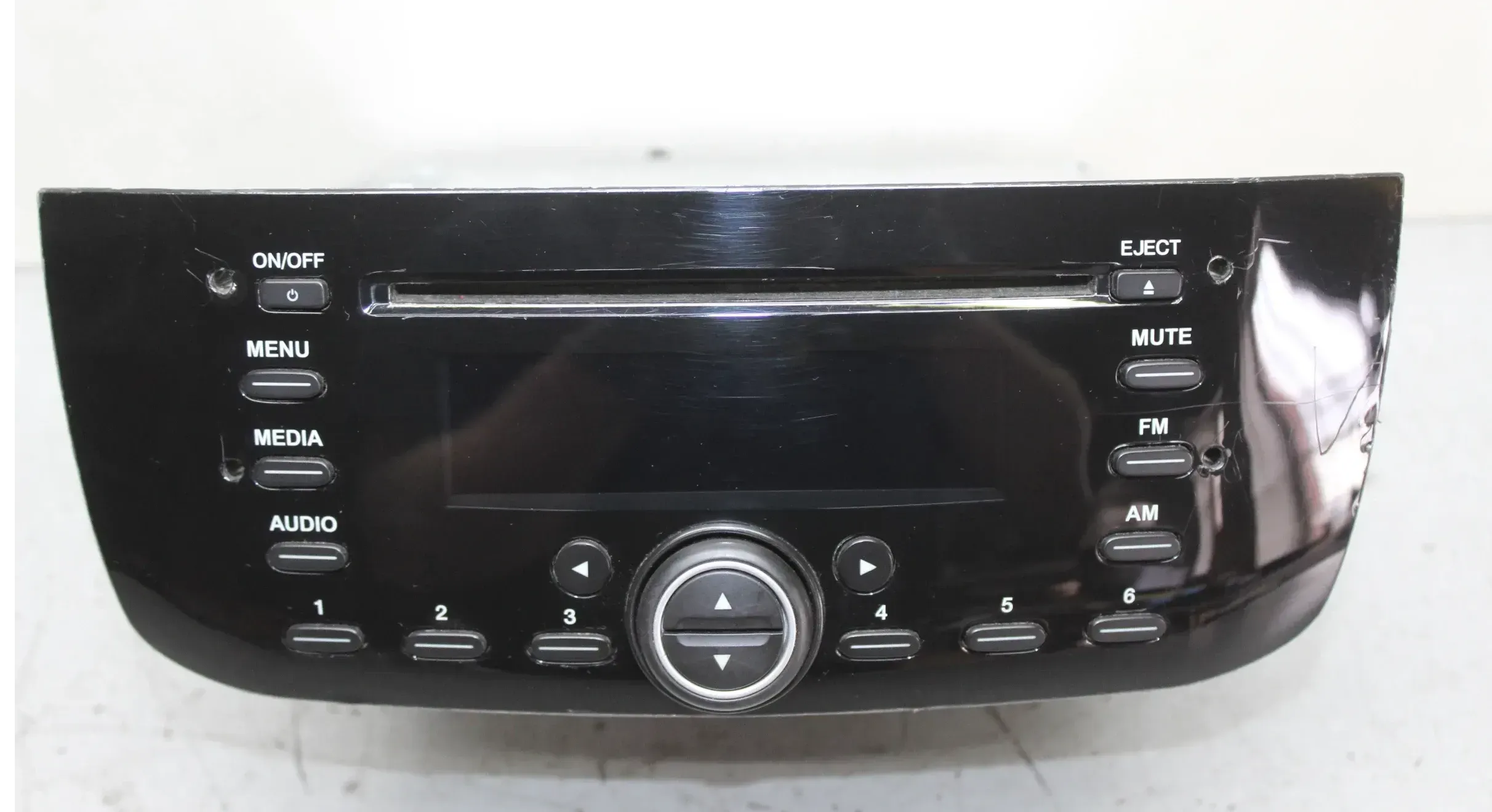 Autoradio Radio CD Player 28235664, 7355014090 Fiat Punto Evo 199 Bj.10 - Bild 1