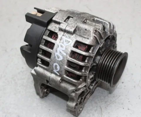 Background image for Lichtmaschine 90A Generator 03D903025E VW Polo IV 9N 1.2 Bj.01