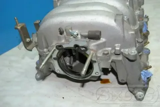 Ansaugbrücke Ansaugkrümmer Krümmer oben Lexus GS430 S16 4.3 V8 3UZ-FE Bj.03 - Bild 2