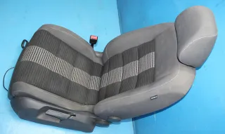 Fahrersitz Sitz vorne links mit Sitzheizung VW Touran 1T1 1T2 Bj.08 - Bild 1