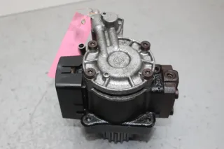 Hochdruckpumpe Einspritzpumpe 03L130755E 290411-115359 VW Polo V 6R 1.6TDI Bj.11 - Bild 3