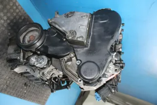 Diesel Motor 77 KW code CAY ohne Anbauteile VW Polo V 6R 1.6 TDI CAYC Bj.11 - Bild 5