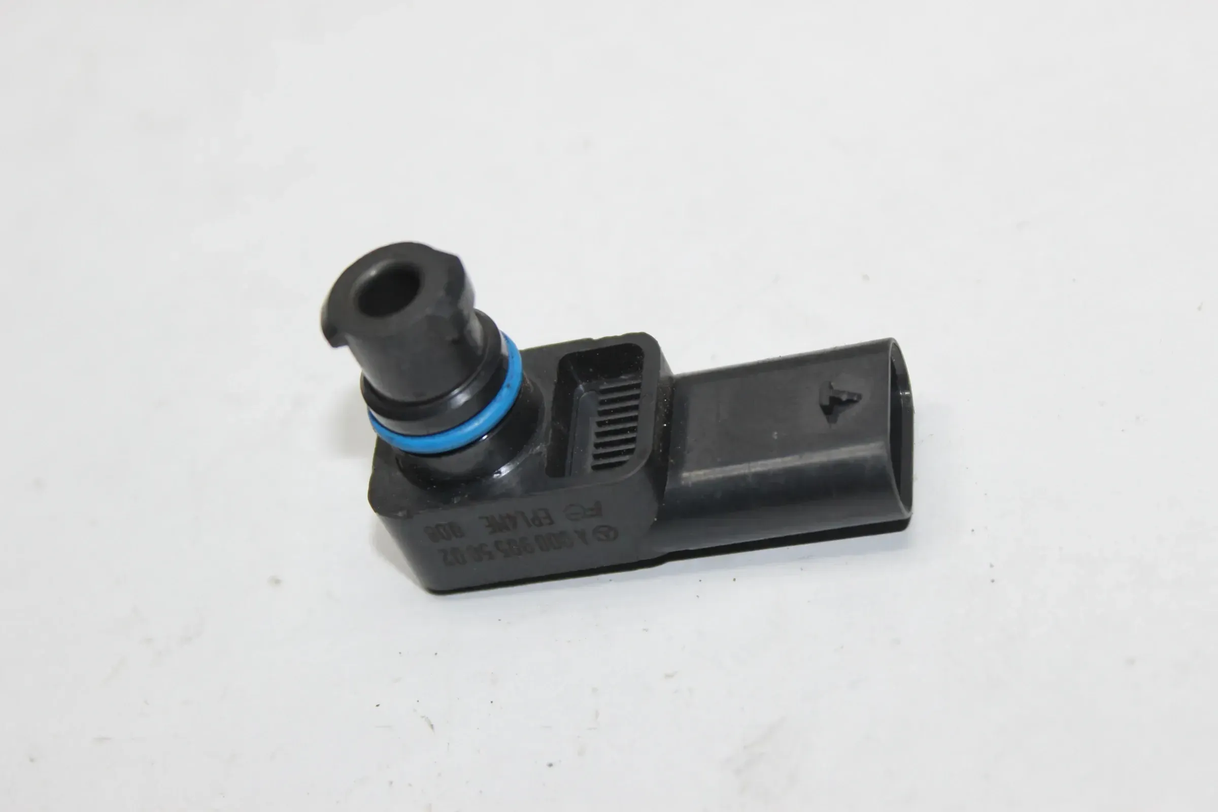 Mercedes Benz W176 C117 Abgasdruck Sensor A0009055002 - Bild 1