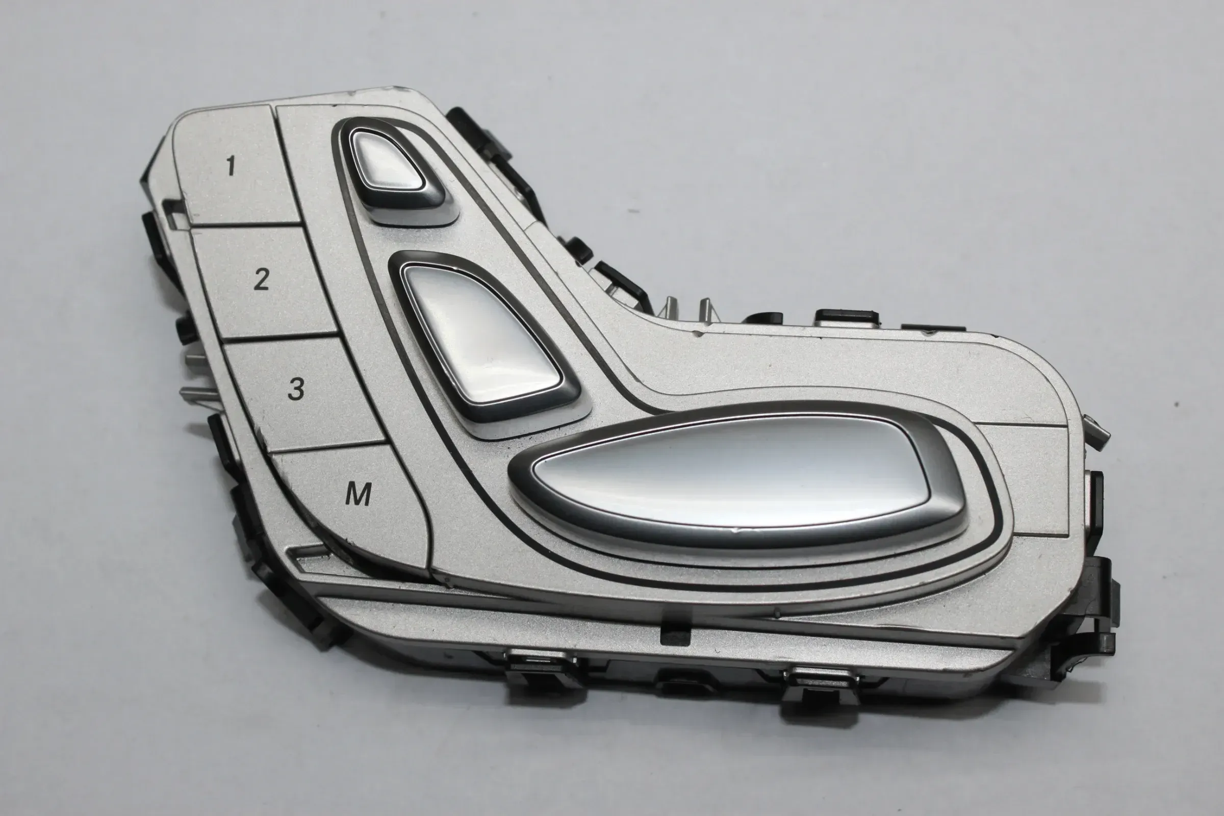 Mercedes Benz W213 Memory Schalter Sitzverstellung vorne links A2139051112 - Bild 1