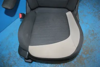defekt! Fahrersitz Sitz vorne links Armlehne Citroen C4 Grand Picasso II Bj.14 - Bild 3
