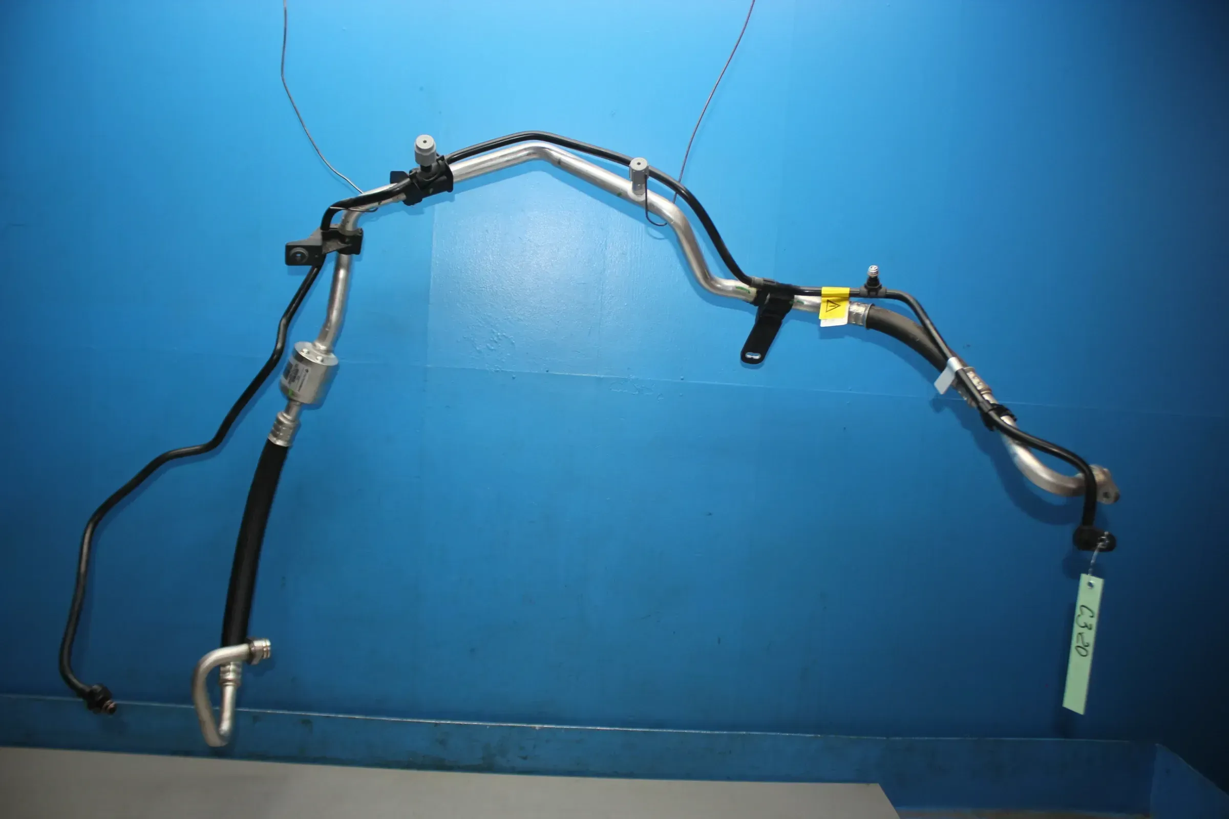 Klimaleitung Leitung Schlauch Rohr 9825231780 9530919700 Citroen C3 III SX 1.2 THP Bj.20 - Bild 1