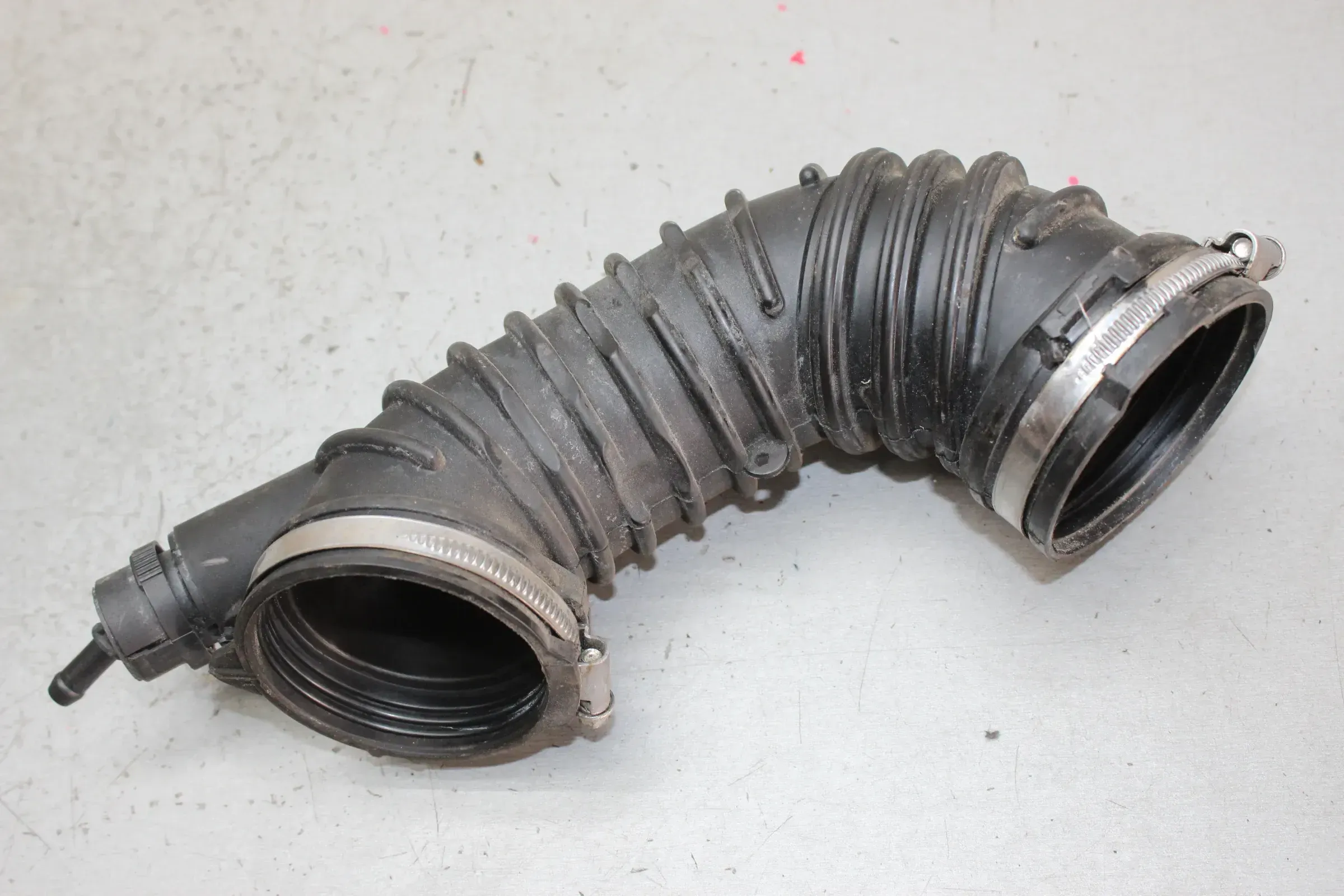 Ansaugschlauch Luftschlauch Ansaugrohr 7608642 MINI Cooper R58 1.6 Bj.13 - Bild 1