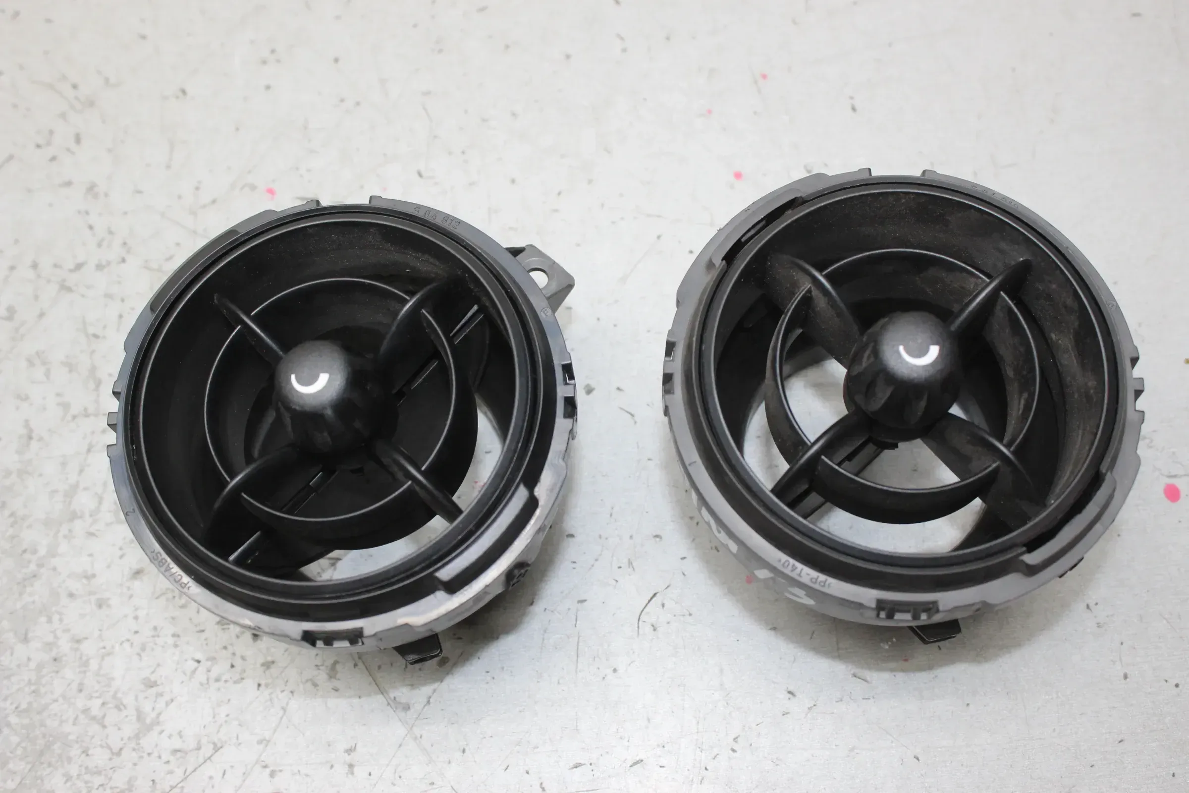 Luftdüse Lüftungsdüse links und rechts 2752764, 2752764 MINI Cooper R58 Bj.13 - Bild 1