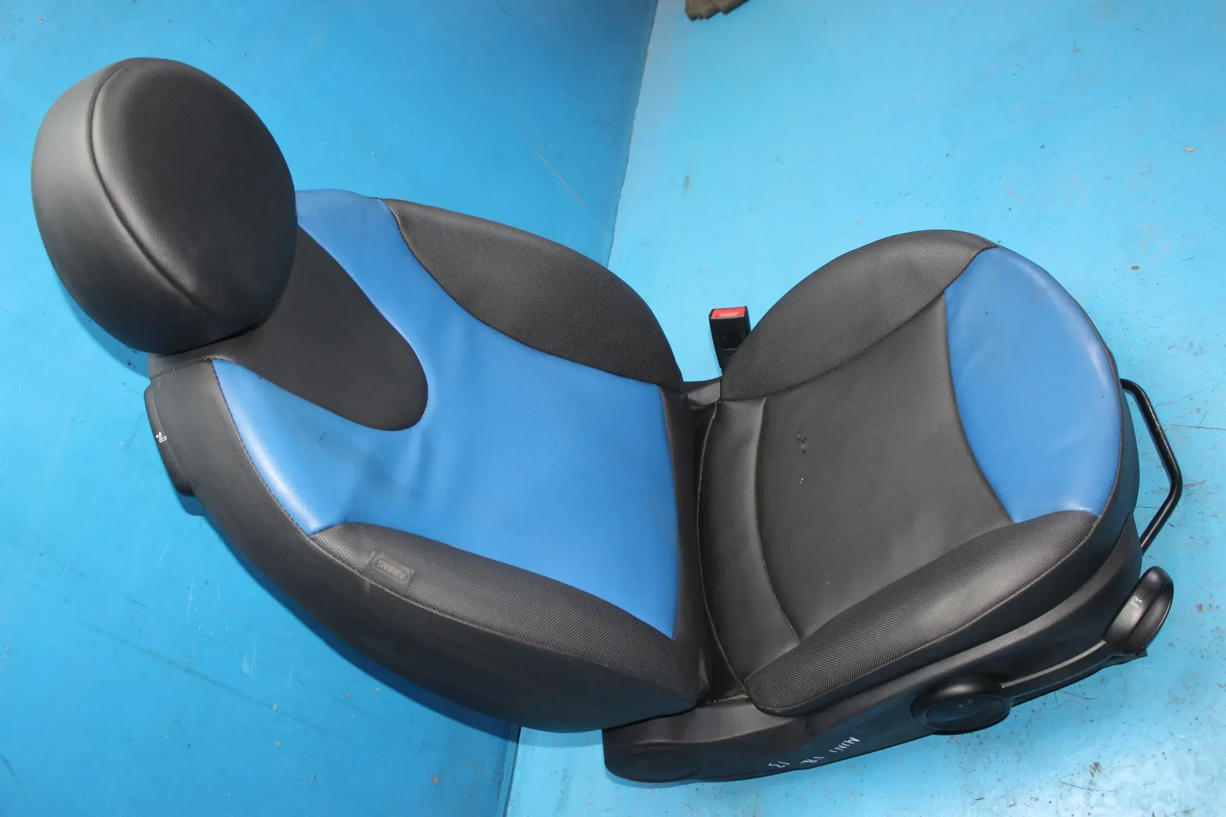 Beifahrersitz Sitz vorne rechts Leder MINI Cooper Coupe R58 Bj.13 - Bild 1