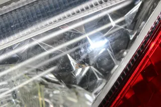 Rückleuchte Heckleuchte Rücklicht links Toyota YARIS VERSO Bj.04 - Bild 4