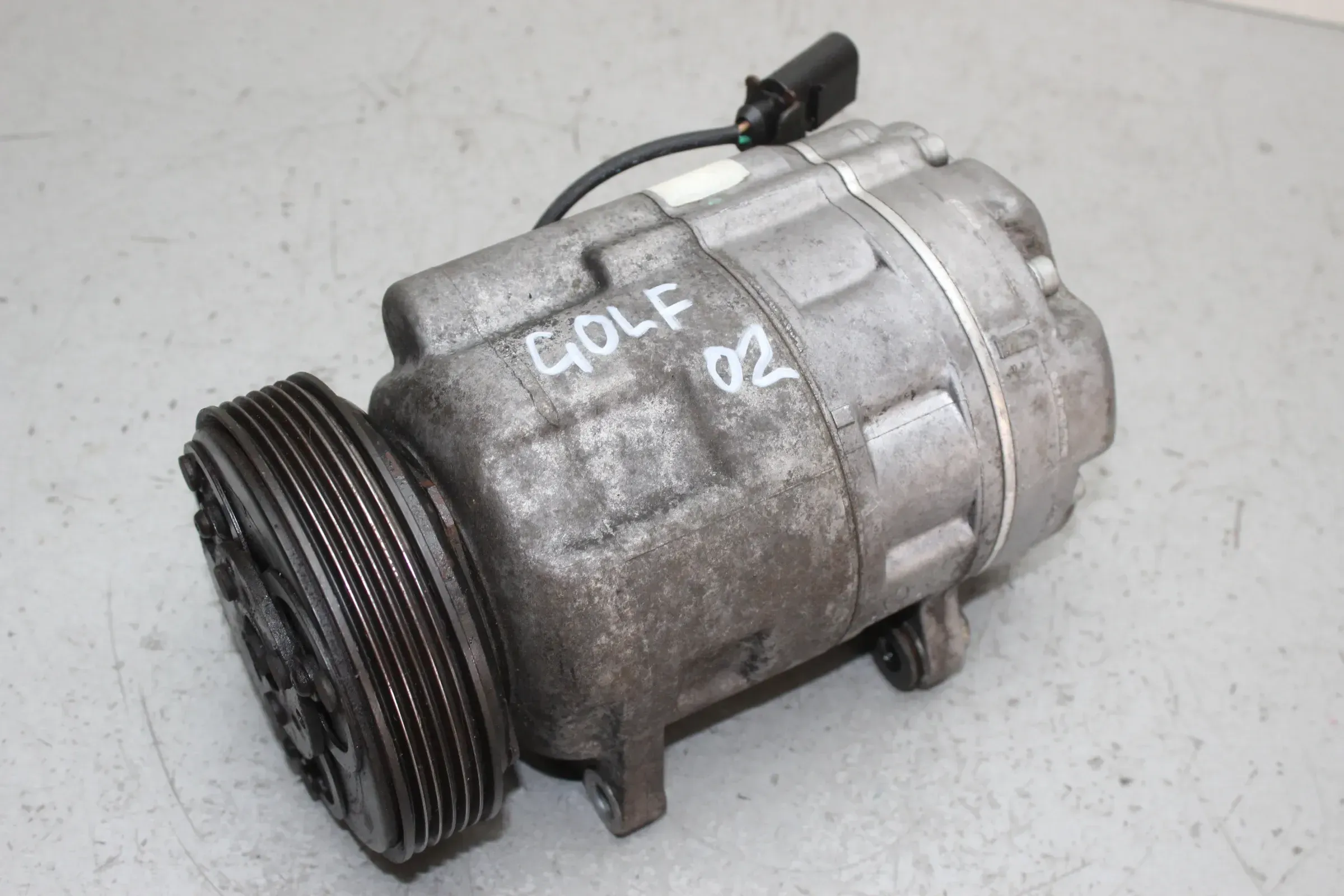 Klimakompressor Klima Kompressor VW Golf IV 1J1 1.6 Bj.02 - Bild 1