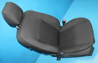Beifahrersitz Sitz vorne rechts Stoff Ford Focus III 3 DYB Bj.15 - Bild 1