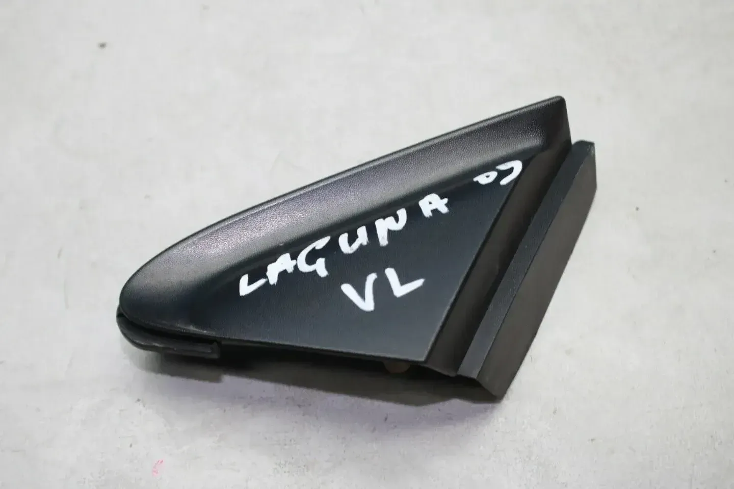 Dreieck Abdeckung Blende Kotflügel vorne links Renault Laguna III Bj.09 - Bild 1