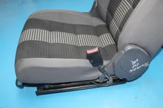 Beifahrersitz Sitz vorne rechts mit Sitzheizung VW Touran 1T1 1T2 Bj.08 - Bild 8