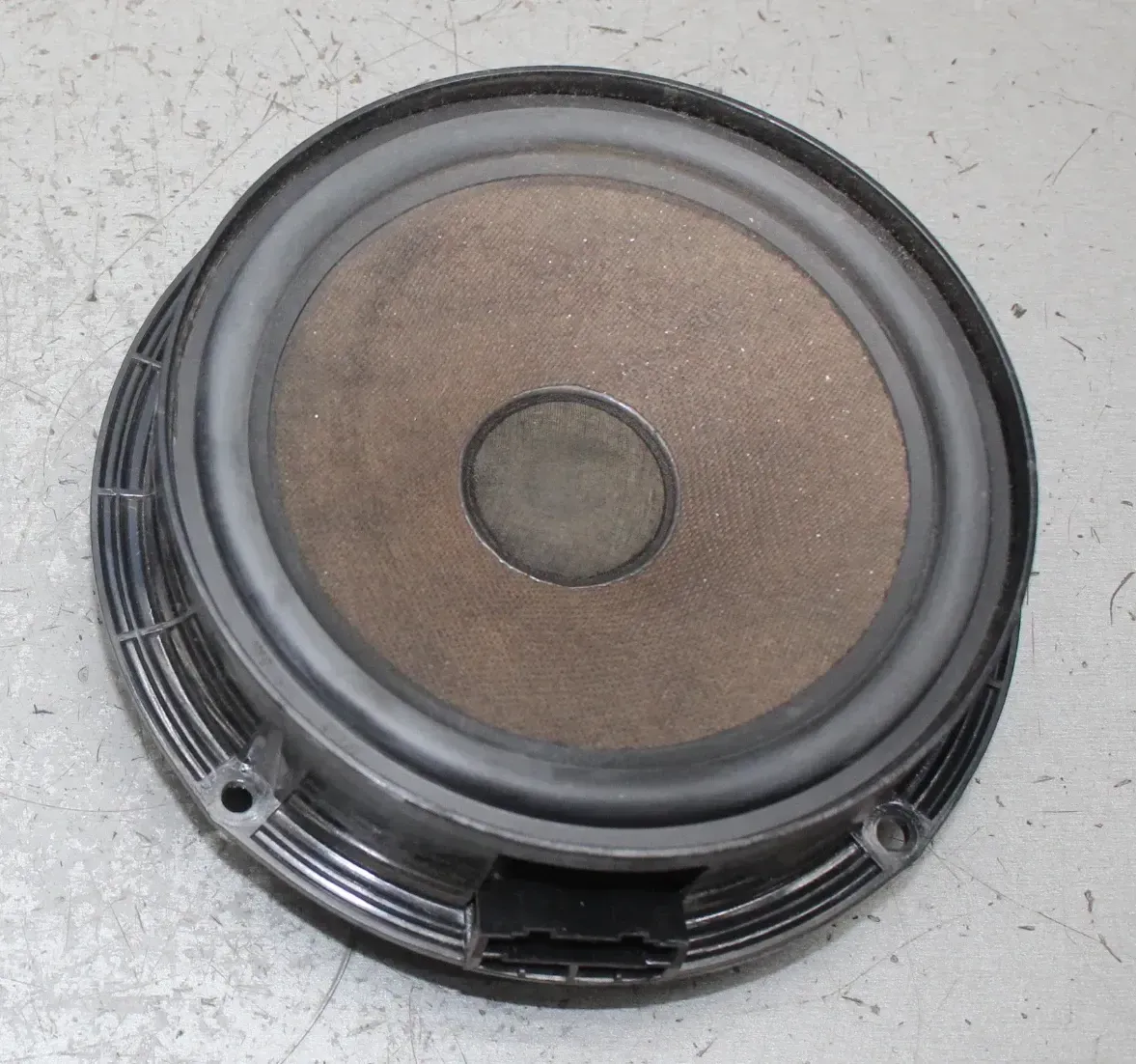 1x Lautsprecher vorne links = rechts 6Q0035411A VW Cross Polo IV 9N3 Bj.07 - Bild 1