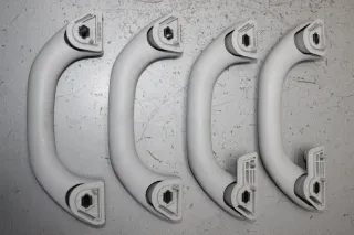 4x Haltegriff Handgriff Griff 6N0857607AB, 6N0857607AC VW Touran 1T1 1T2 Bj.08 - Bild 2