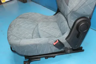 Beifahrersitz Sitz vorne rechts Smart Forfour 454 Bj.04 - Bild 7
