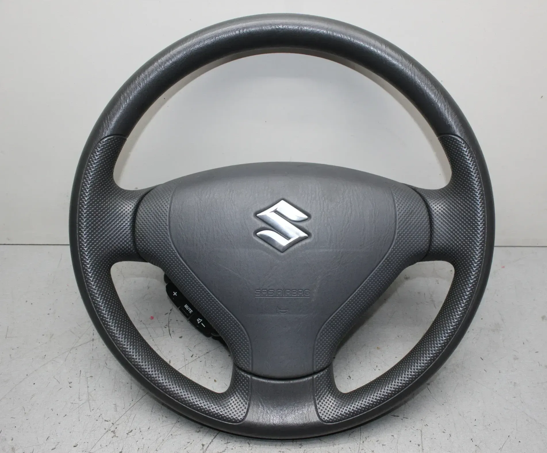 Lenkrad Kunststoff mit Modul GS120-00290, 48150-59J30 Suzuki Liana ER Bj.07 - Bild 1