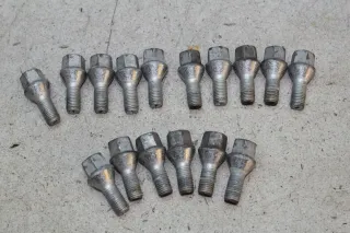 16x Radbolzen Radschrauben SW 17mm Fiat Punto 199 1.2 Bj.17 - Bild 1