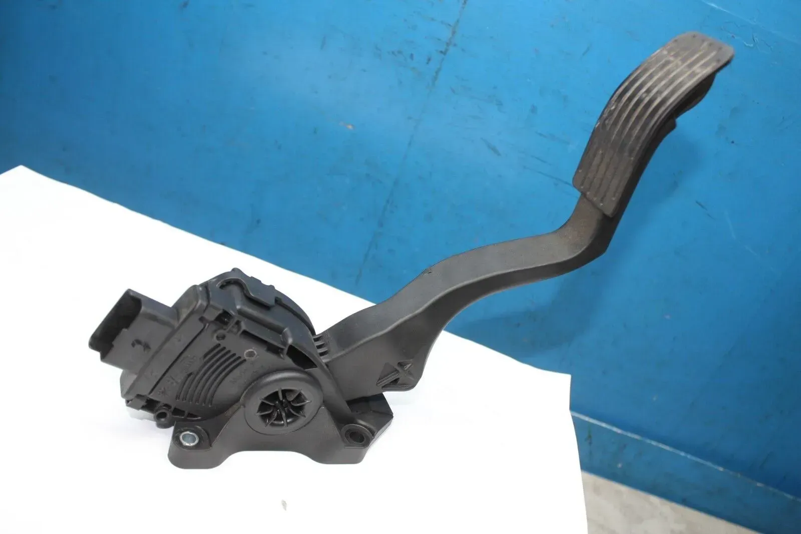 Gaspedal Gas Pedal Gaswertgeber 9671433780 Peugeot 207 WA 1.4 HDi Bj.11 - Bild 1