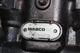 Vierkreisschutzventil Mehrwegeventil  Wabco 81521516100 MAN TGM 15.250 Bj.14 - Bild 4