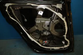 Tür hinten links mit Türscheibe Schwarz 891 Fiat Bravo II 198 Bj.08 - Bild 7