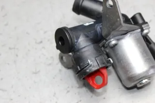 Mercedes Benz W177 W205 Heizungsventil Ventil Abschaltventil A1772000131 - Bild 4