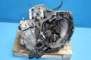 Getriebe 5-Gang Schaltgetriebe 55241803 Fiat Punto 199 1.3 D Bj.13 - Bild 2