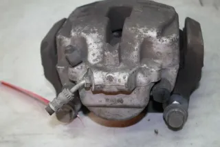 Bremssattel Bremszange vorne rechts BMW 5er F10 Bj.15 - Bild 5