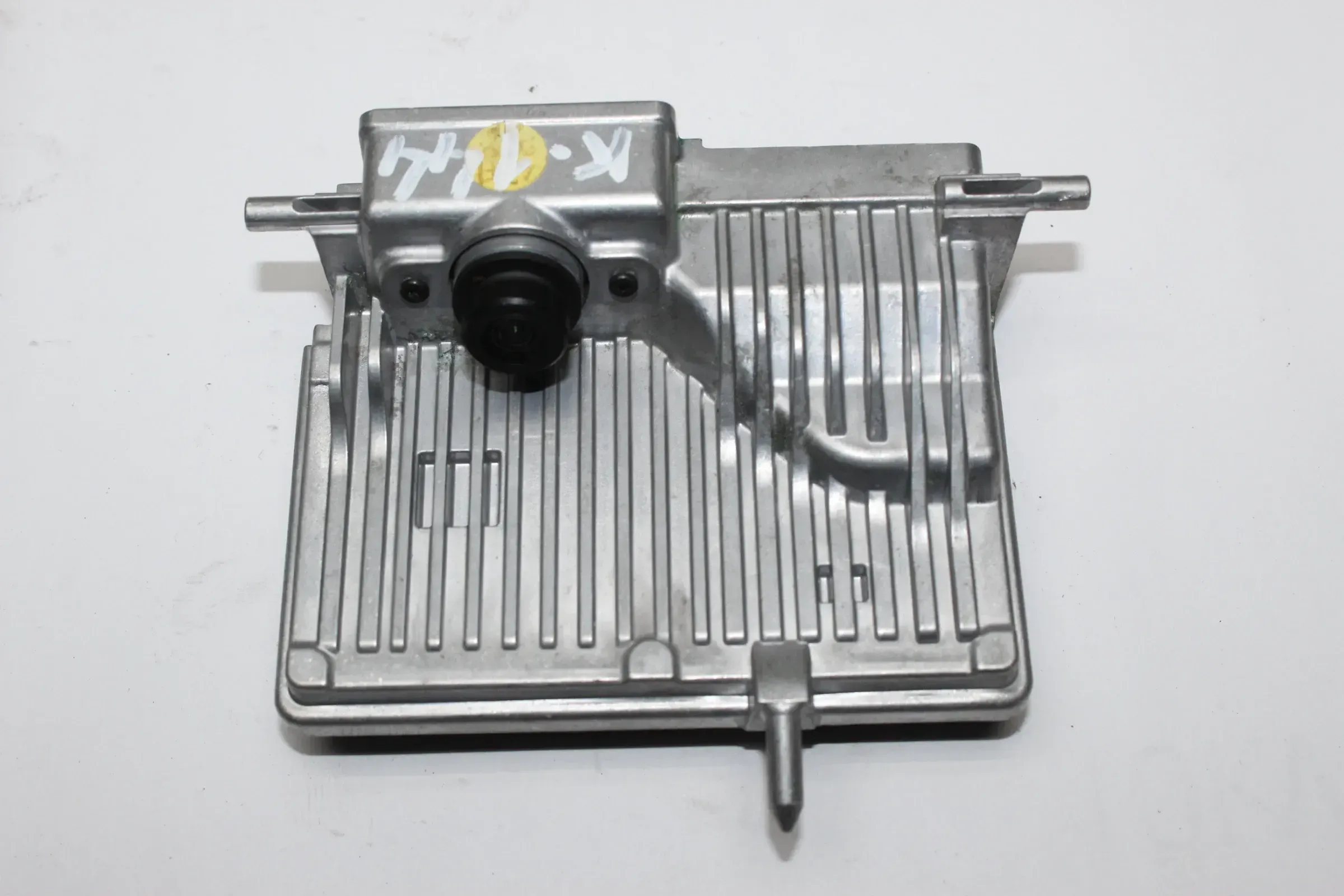 def Mercedes Benz W447 Frontkamera Multifunktionskamera Kamera vorne A2069008015, A2069014805 - Bild 1