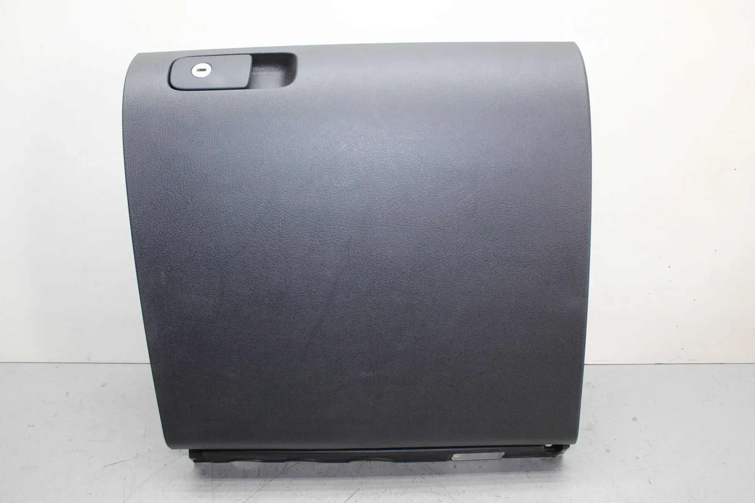 Handschuhfach Ablagefach 5N1857035B 5M1857097Q VW Tiguan I 5N Bj.13 - Bild 1