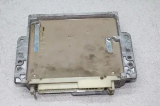 Motorsteuergerät ECU Steuergerät 7700107008 7700874131 S103750017 Renault Scenic - Bild 3
