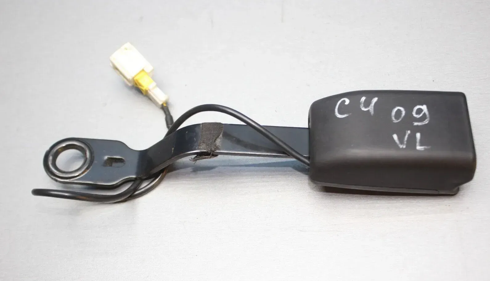 1x Gurtschloss Gurt vorne links = rechts 96845112XT Citroen C4 Picasso I U_ - Bild 1