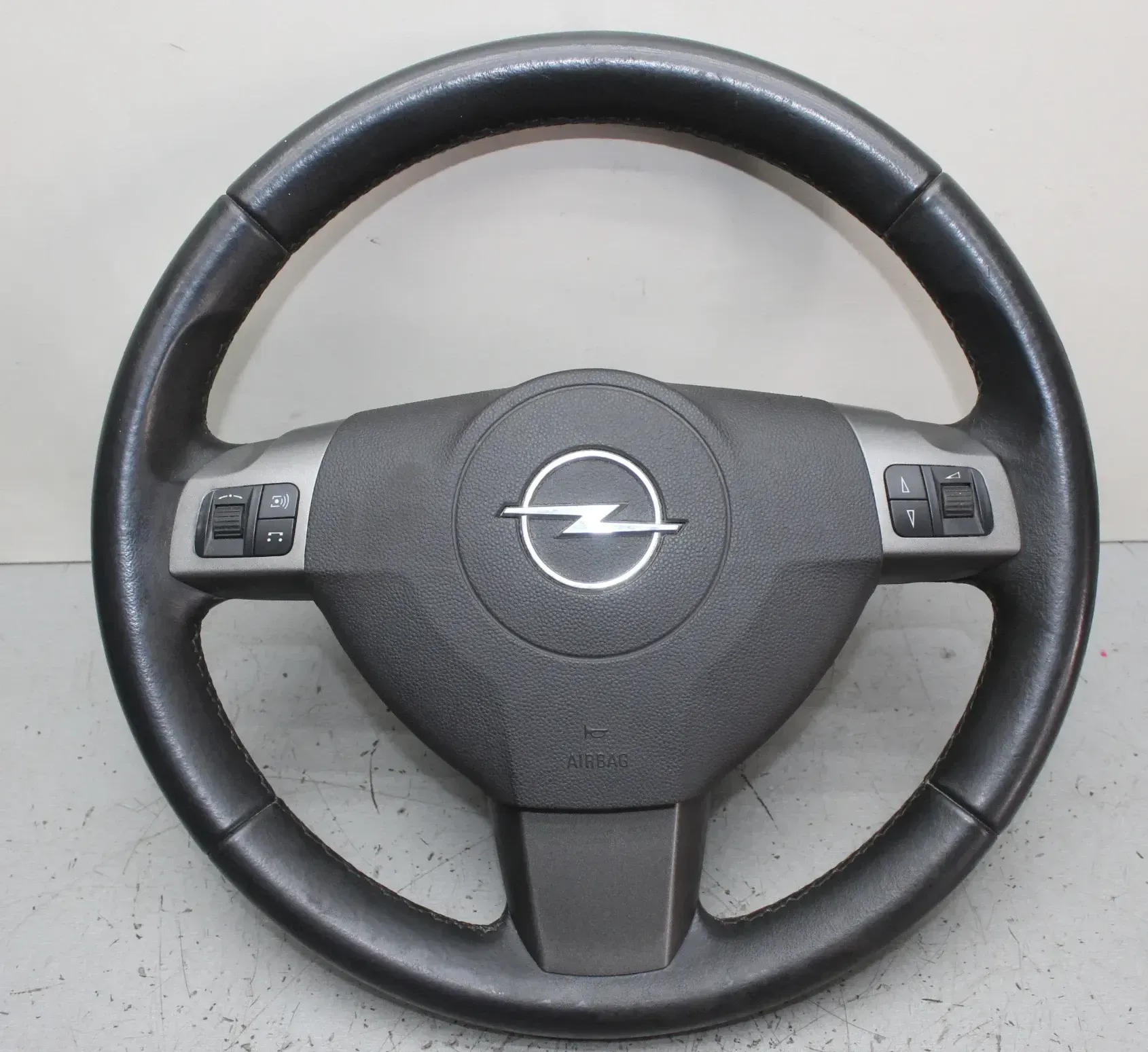 Leder Lenkrad mit Modul 13168455, 13138708AD, 13126750 Opel Astra H Bj.04 - Bild 1