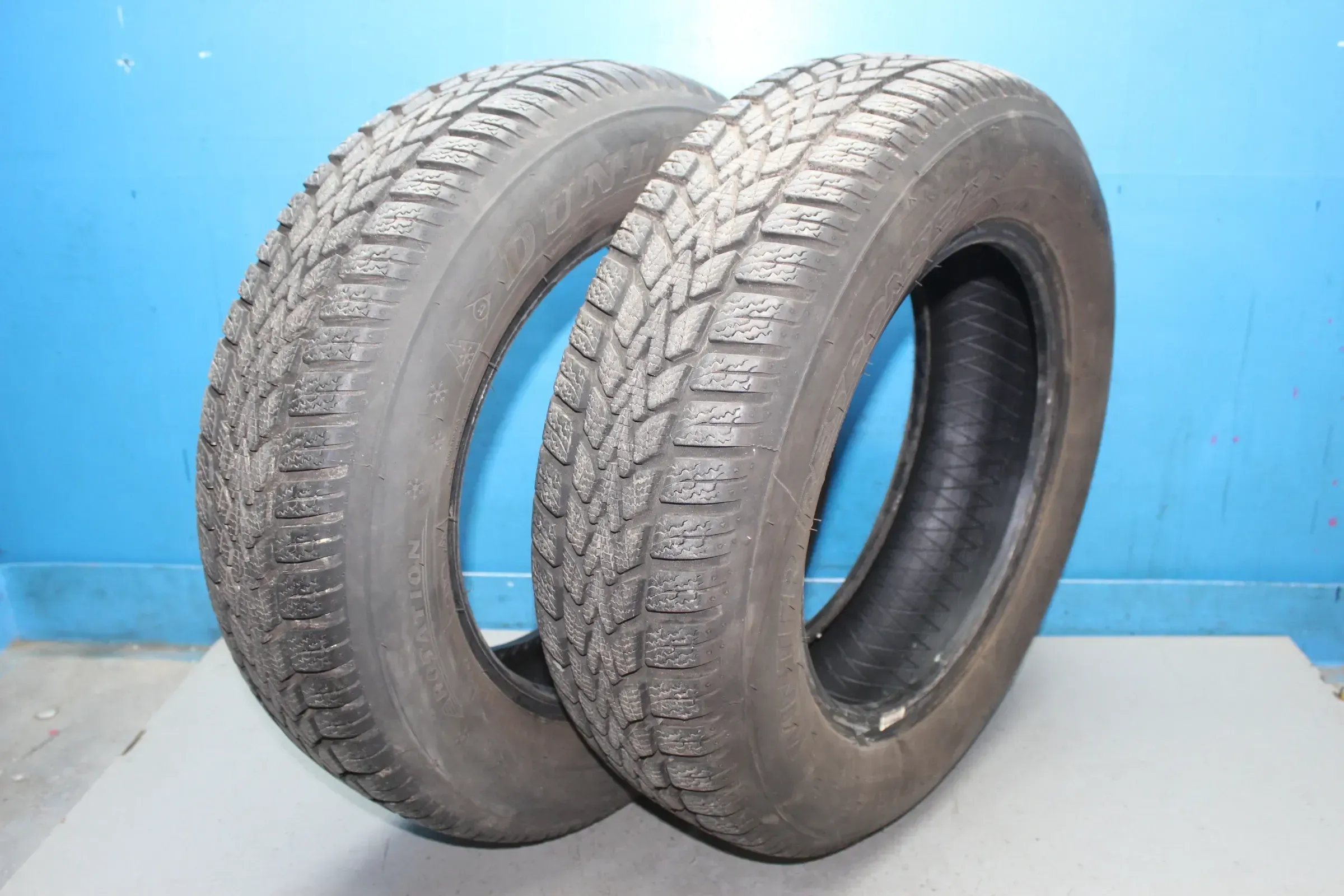 2x Winterreifen Reifen Dunlop Winter Response-2 175/70 R14 88T ca.6,6mm DOT 4419 - Bild 1