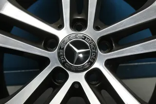 1x Alufelge 7,5Jx17 ET36 LK 5x112 Felge A2534010600 Mercedes GLC X253 Bj.19 (1) - Bild 3