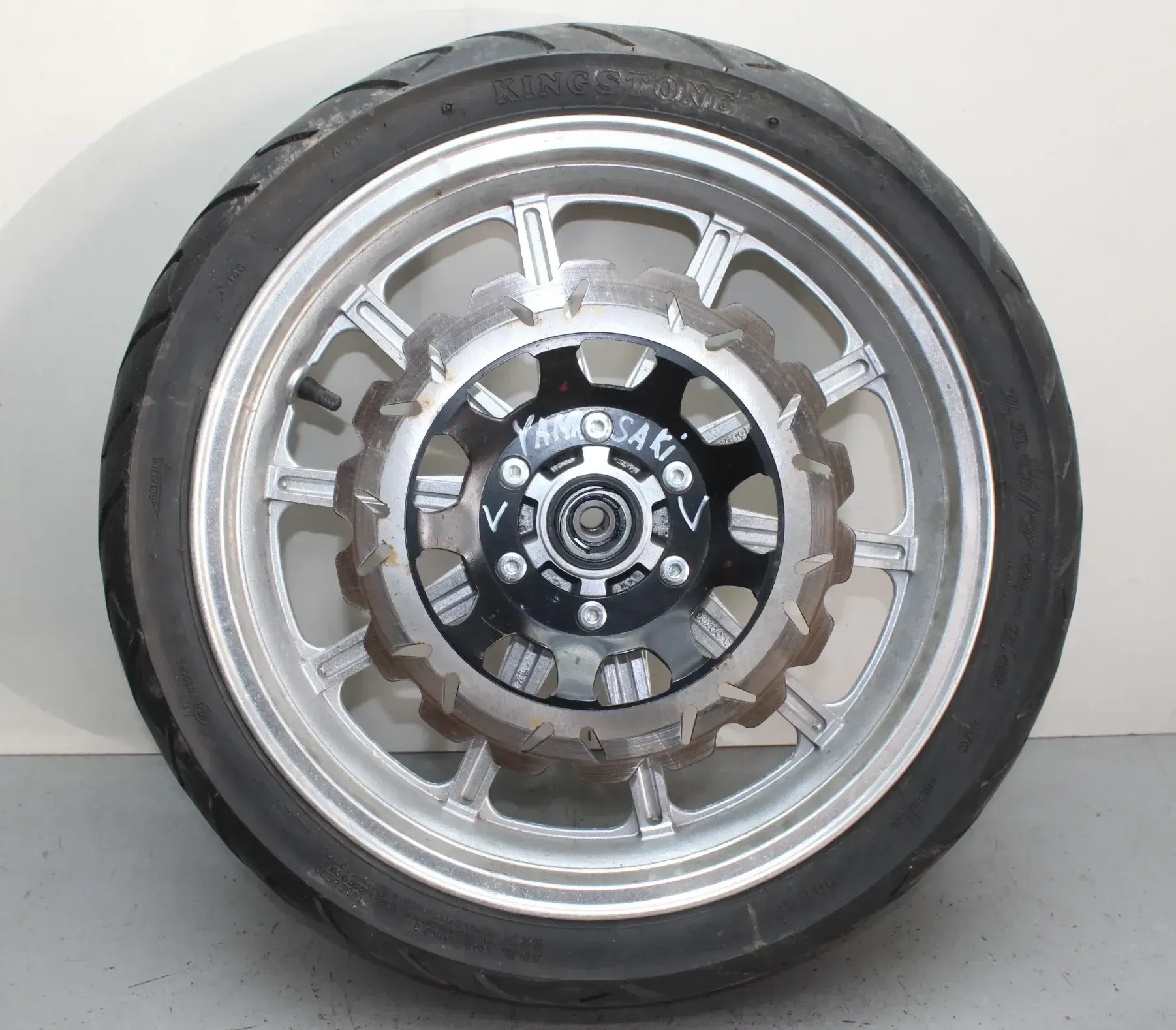 Vorderrad Reifen 2316 110/70-16 M/C 52P Felge MT3.00x16 Yamasaki Hypersport 50 - Bild 1