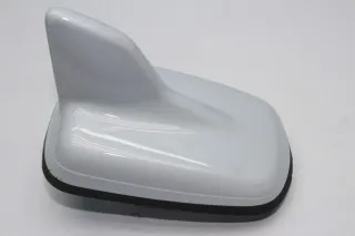 Audi A8 D5 4N Dachantenne Haifisch Antenne 4N0035503BD Farbe Gletscherweiß / S9R - Bild 1