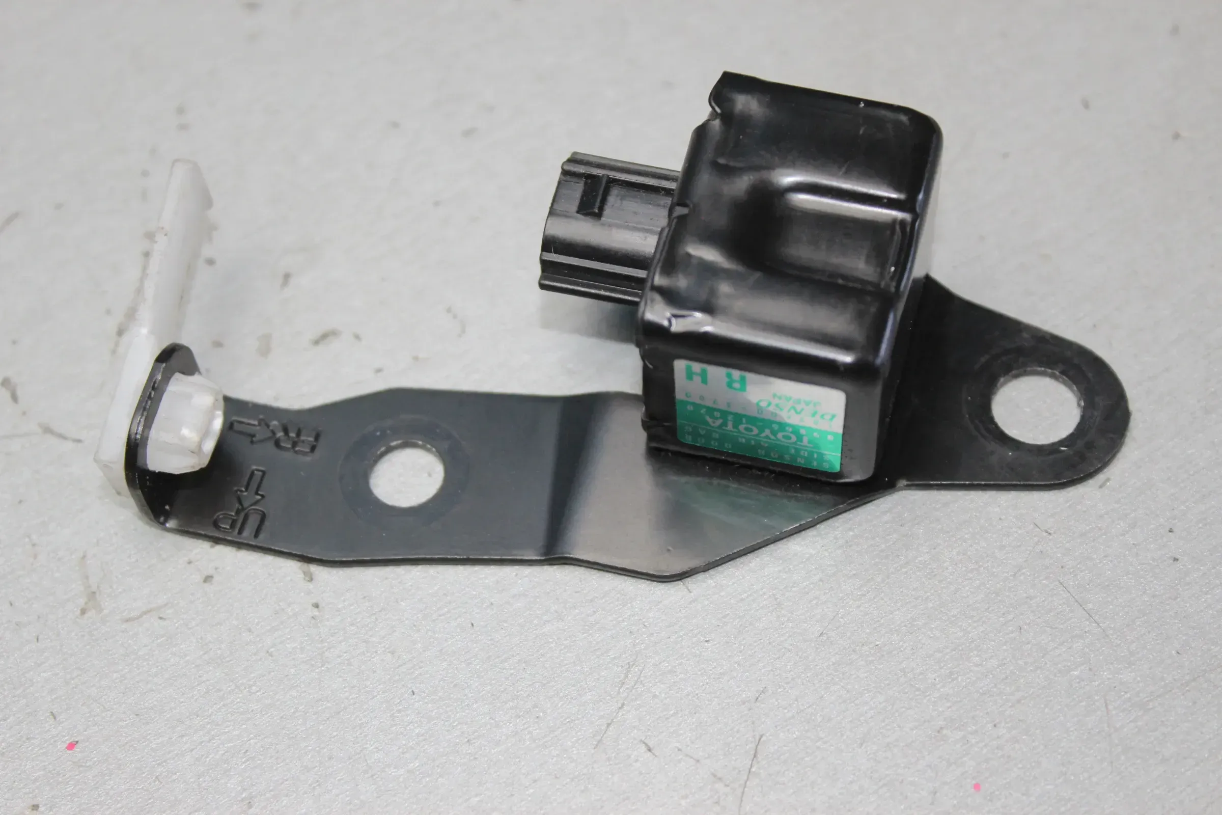 Airbagsensor Crashsensor Sensor 89865-12020 187600-3700 Toyota Corolla E11 Bj01 - Bild 1