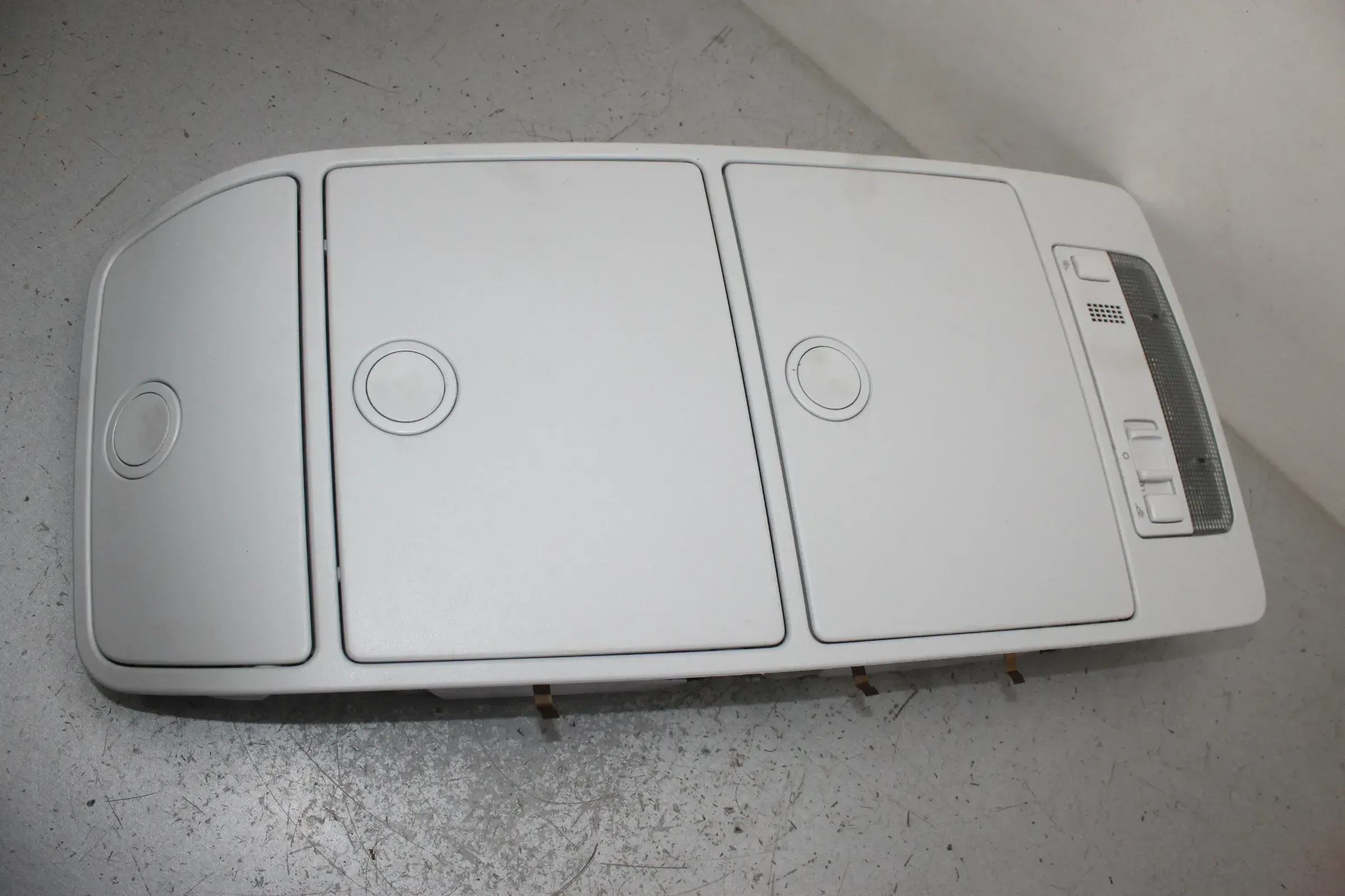 Dachkonsole Brillenfach Beleuchtung vorne oben 1T0868837C VW Touran 1T1 1T2 Bj08 - Bild 1