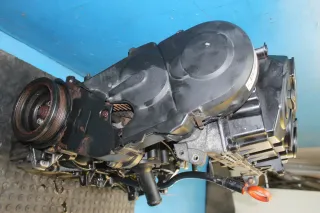 Diesel Motor 103 kW code BMM ohne Anbauteile VW Touran 1T2 2.0 TDi Bj.08 - Bild 5