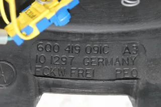 Lenkrad mit Modul 6Q0419091C, 6Q0880201G VW Polo IV 9N Bj.01 - Bild 4