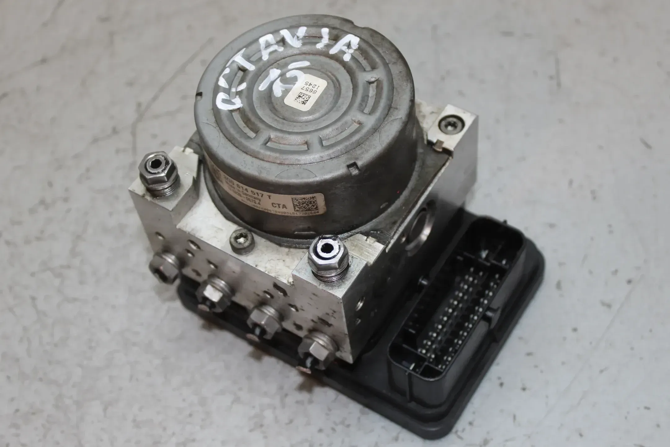 ABS Hydraulikblock Steuergerät 3Q0907379T, 3Q0614517T Skoda Octavia III 5E Bj.15 - Bild 1