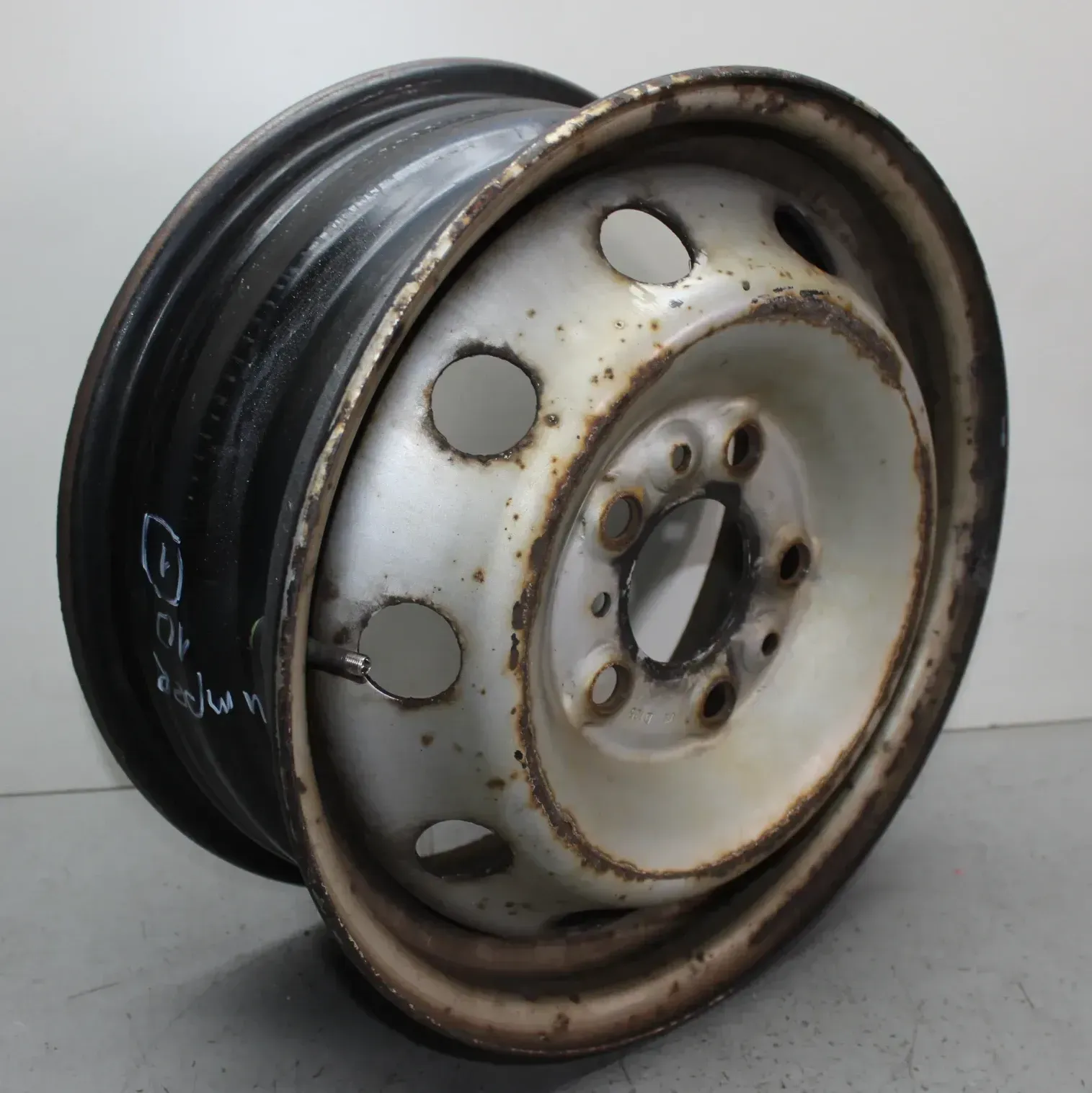 1x Stahlfelge ET68 6Jx15H2 Felge LK 5x118 FL615002 Citroen Jumper II 205 Bj.10 - Bild 1