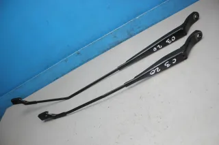 Wischerarm vorne links und rechts 9673292080 9673291980 Citroen C3 III SX Bj.20 - Bild 1