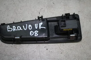 Fensterheberschalter vorne rechts 735434459 Fiat Bravo II 198 Bj.08 - Bild 4