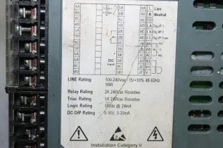 Eurotherm 2404 Temperaturregler 100-240V Controller 2404/CC/VH/H7/FH/W2/FH - Bild 8