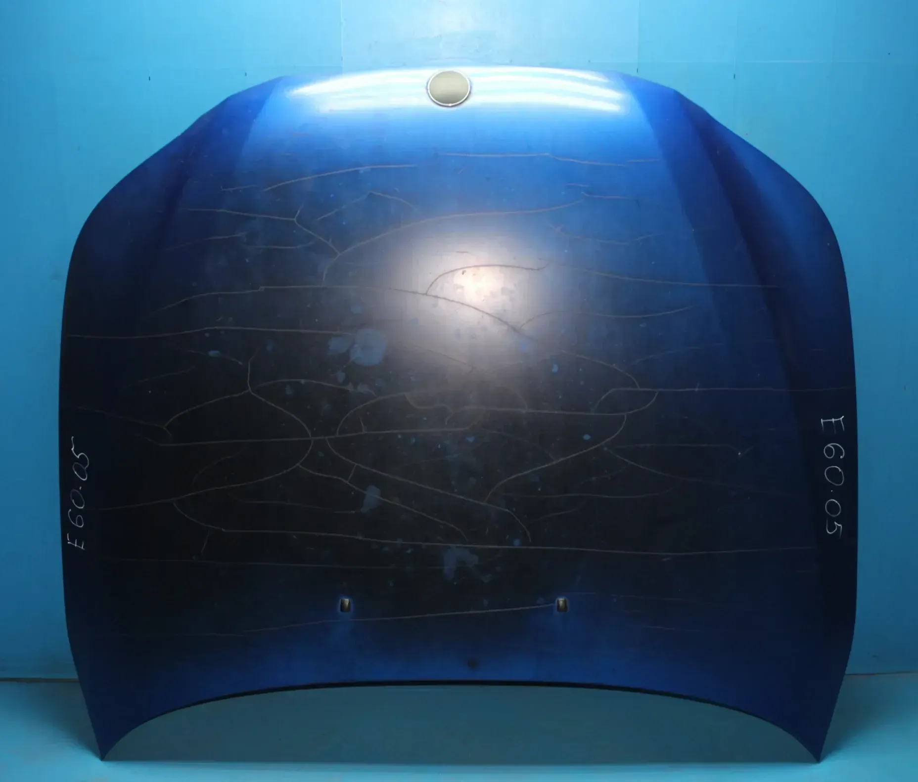 Motorhaube ALU Haube vorne "Folie defekt" BMW 5er E60 Bj.05 - Bild 1