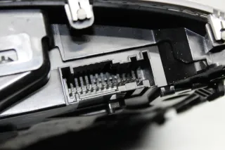 Mercedes Benz W167 Innenleuchte Beleuchtung Leseleuchte vorne A0009008638 - Bild 10