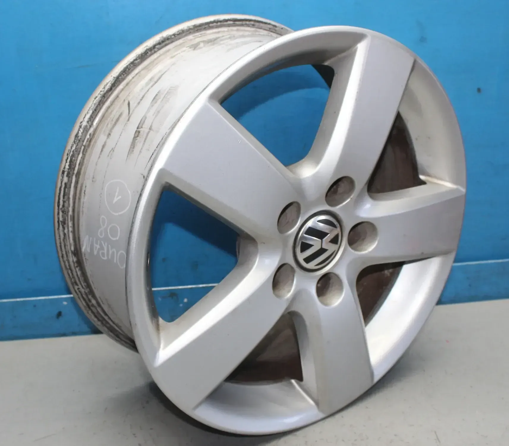 1x Alufelge 16 Zoll 6,5Jx16 ET50 LK 5x112 1T0601025G VW Touran 1T1 1T2 Bj.08 (1) - Bild 1